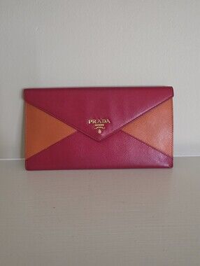 Authentic Prada Saffiano Colorblock Envelope Wallet!! Orange/Red🧡♥️